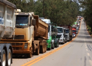 Uso de estrada da Vale por outras mineradoras para desviar caminhões da BR-040 é debatido em MG