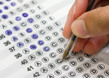 Inscrições do concurso público da UFLA com 34 vagas para Técnico-Administrativos terminam no próximo dia 10