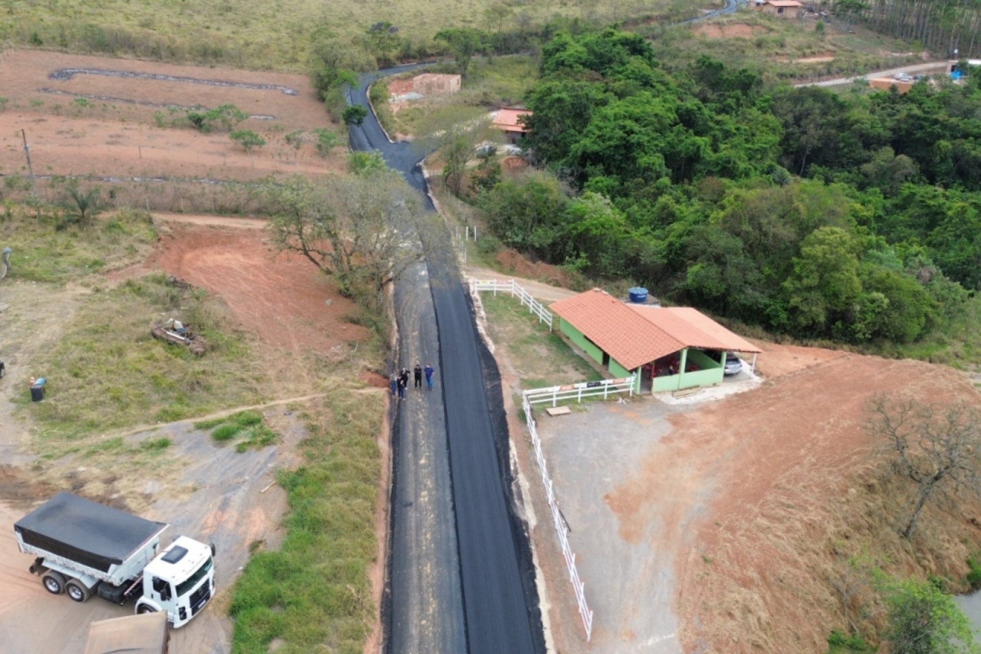 Congonhas investe em drenagem e pavimentação para conter alagamentos e melhorar acesso urbano