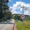 O descaso do governo mineiro com quem mora às margens das rodovias estaduais