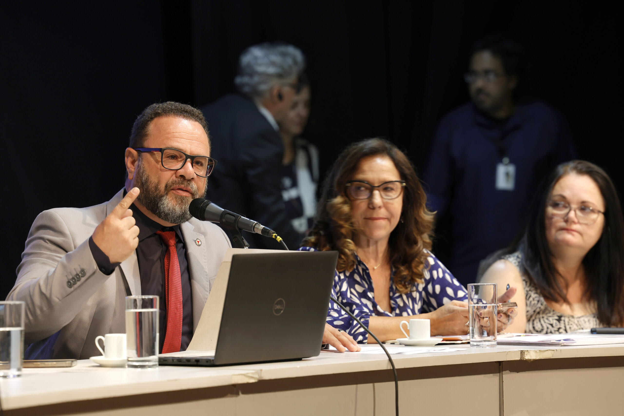 Atingidos da Barragem de Fundão cobram participação e reconhecimento no Novo Acordo de Mariana