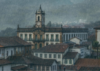 Ouro Preto, Mariana e Itabirito terão quinta-feira nublada e com possibilidade de chuva isolada, segundo o INMET