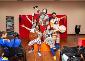 Ouro Preto: Trupe Sons do Brasil leva música, teatro e alegria ao Dia das Crianças em Engenheiro Corrêa
