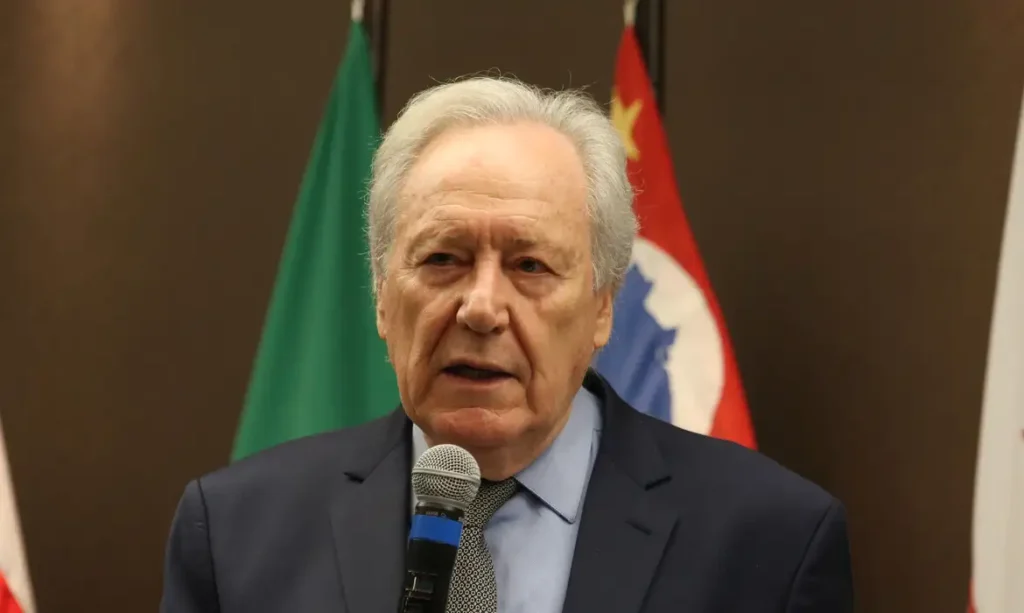 Governo Federal anuncia comitê para monitorar caso de bebidas alcoólicas adulteradas por metanol Governo Federal anuncia comitê para monitorar caso de bebidas alcoólicas adulteradas por metanol