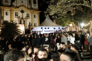 Oficina de xilogravura e literatura de cordel integram a programação das Sextas Abertas em Ouro Preto Oficina de xilogravura e literatura de cordel integram a programação das Sextas Abertas em Ouro Preto