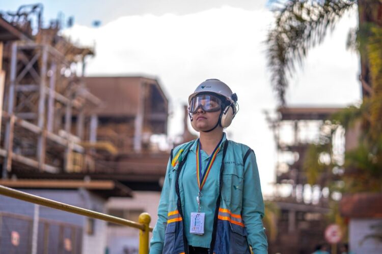 Vale anuncia oportunidades em mineração, engenharia e manutenção em várias cidades mineiras