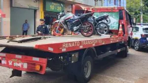 Itabirito: Blitz da Guarda Municipal remove motos irregulares e multa condutores por manobras perigosas