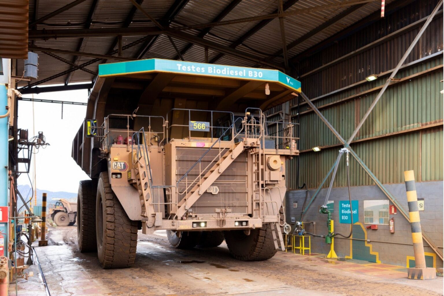 Vale inicia testes com combustíveis renováveis em caminhões gigantes da mineração em MG para reduzir emissões e avançar na transição energética