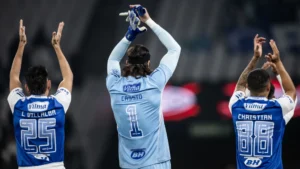 A volta do gigante: Cruzeiro está garantido na fase de grupos da Libertadores 2026 A volta do gigante: Cruzeiro está garantido na fase de grupos da Libertadores 2026