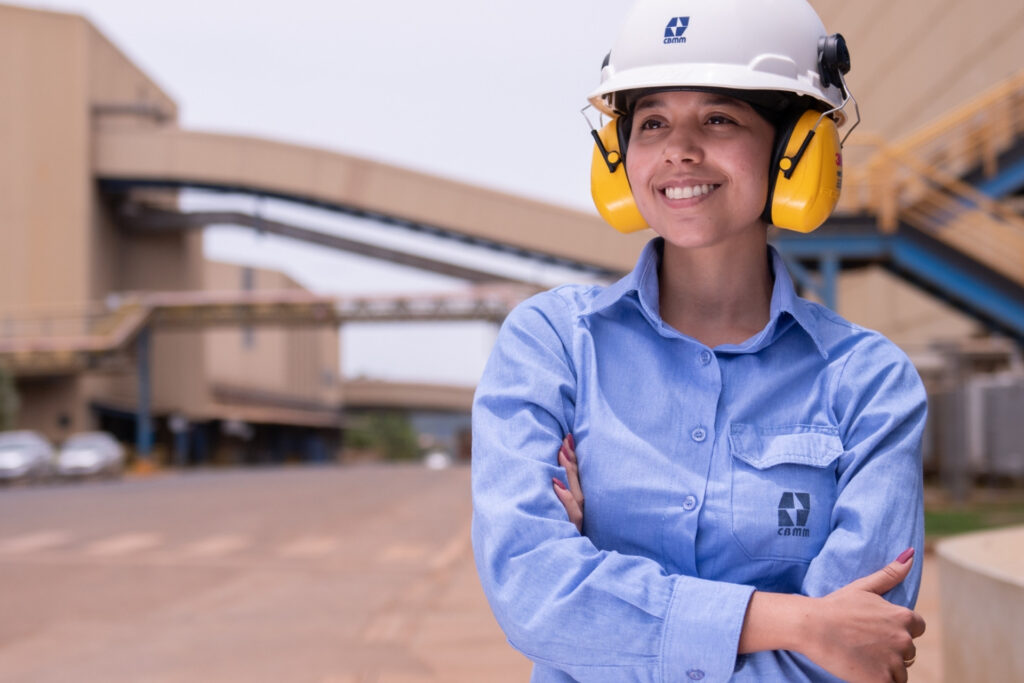Indústria da mineração abre vagas com R$ 10 mil de salário e programa de 12 meses para formar lideranças Indústria da mineração abre vagas para trainees com R$ 10 mil de salário e programa de 12 meses