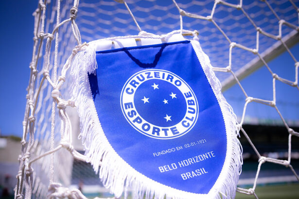 Mercado da bola: Craque do Cruzeiro entra em rota de saída para 2026