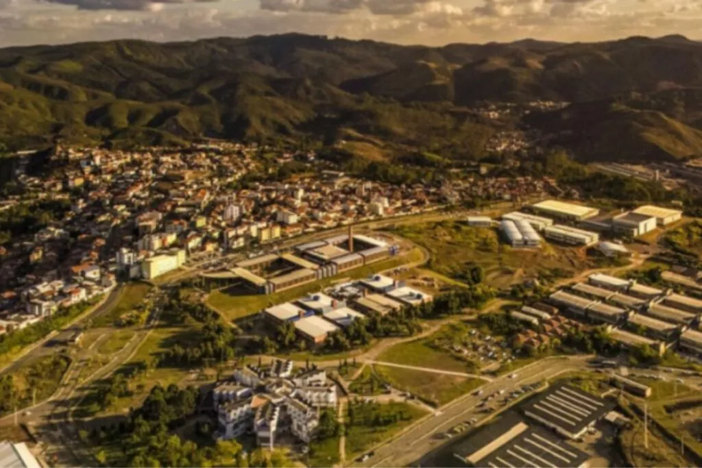 UFOP anuncia curso de graduação em inteligência artificial para 2026