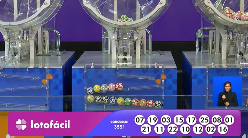 R$ 1,8 milhão hoje: Resultado da Lotofácil 3551 de segunda-feira (01/12/25)