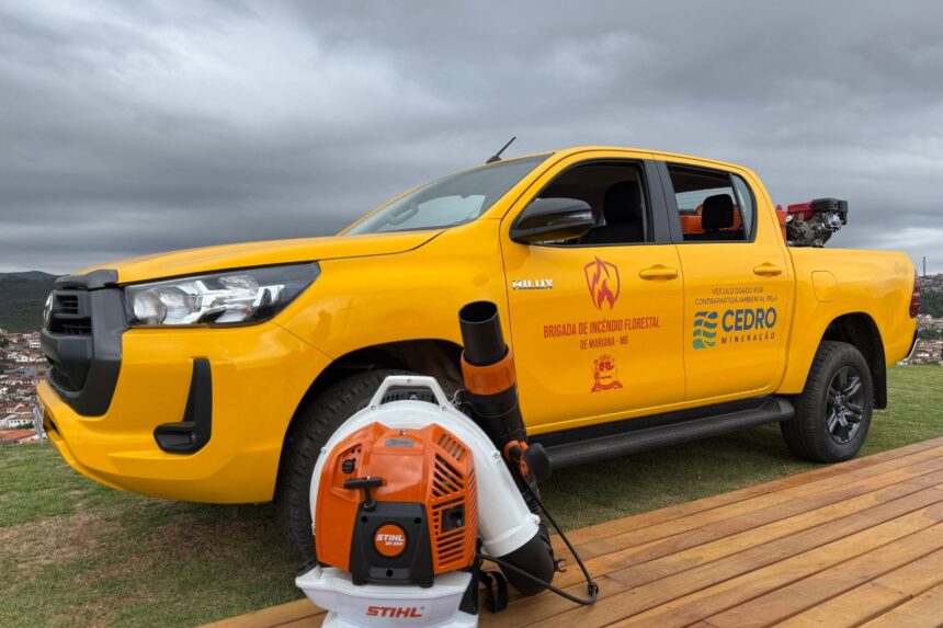 Mariana-MG: Caminhonete 4x4 equipada com kit bomba e soprador amplia a capacidade de atuação da brigada municipal
