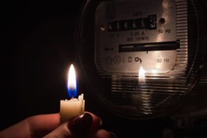 Vereadora Lílian França convida para audiência pública que discutirá problemas no fornecimento elétrico em Ouro Preto Vereadora Lílian França convida para audiência pública que discutirá problemas no fornecimento elétrico em Ouro Preto