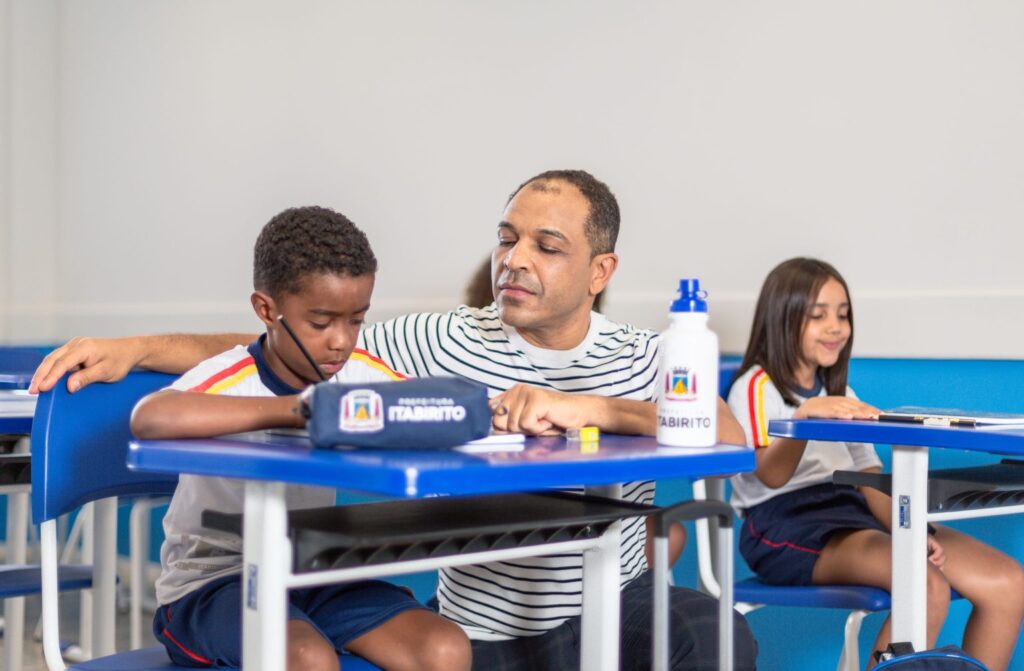 Itabirito supera meta nacional e alfabetiza 80,44% das crianças até o 2º ano Itabirito supera meta nacional e alfabetiza 80,44% das crianças até o 2º ano