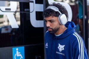 “Assumo minha responsabilidade e meu erro”, diz Gabigol após perder pênalti decisivo na Copa do Brasil "Assumo minha responsabilidade e meu erro", diz Gabigol após perder pênalti decisivo na Copa do Brasil