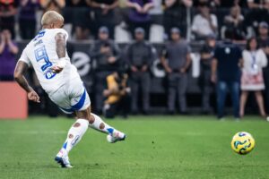 Gabigol perde cobrança decisiva e Cruzeiro diz adeus ao sonho do Hepta na Copa do Brasil Gabigol perde cobrança decisiva e Cruzeiro diz adeus ao sonho do Hepta na Copa do Brasil