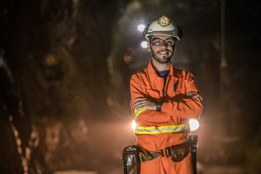 Jaguar Mining abre vagas em dezembro em Minas Gerais e mantém oportunidades antigas no sistema