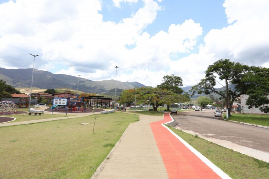 Prefeitura de Ouro Preto inaugura nova praça em Antônio Pereira após obra realizada em duas etapas