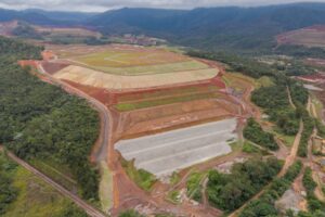 Vale conclui descaracterização da barragem Campo Grande em Mariana-MG Vale conclui descaracterização da barragem Campo Grande em Mariana-MG