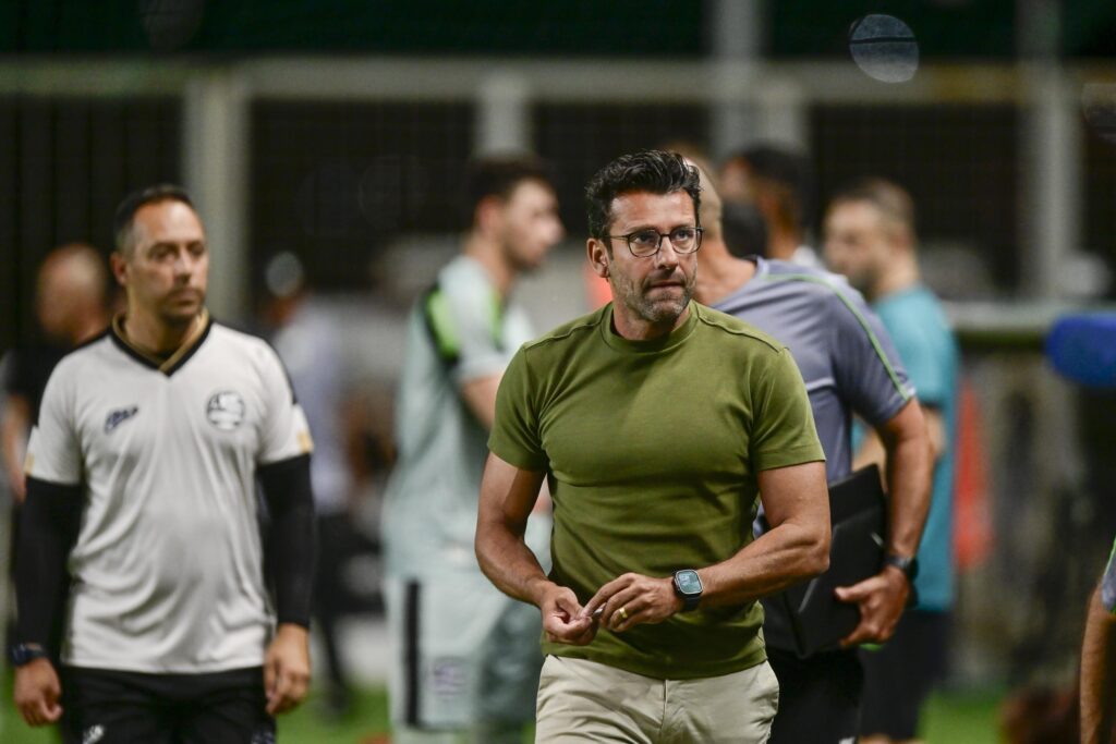 América vence fora de casa e mantém 100% de aproveitamento no Mineiro