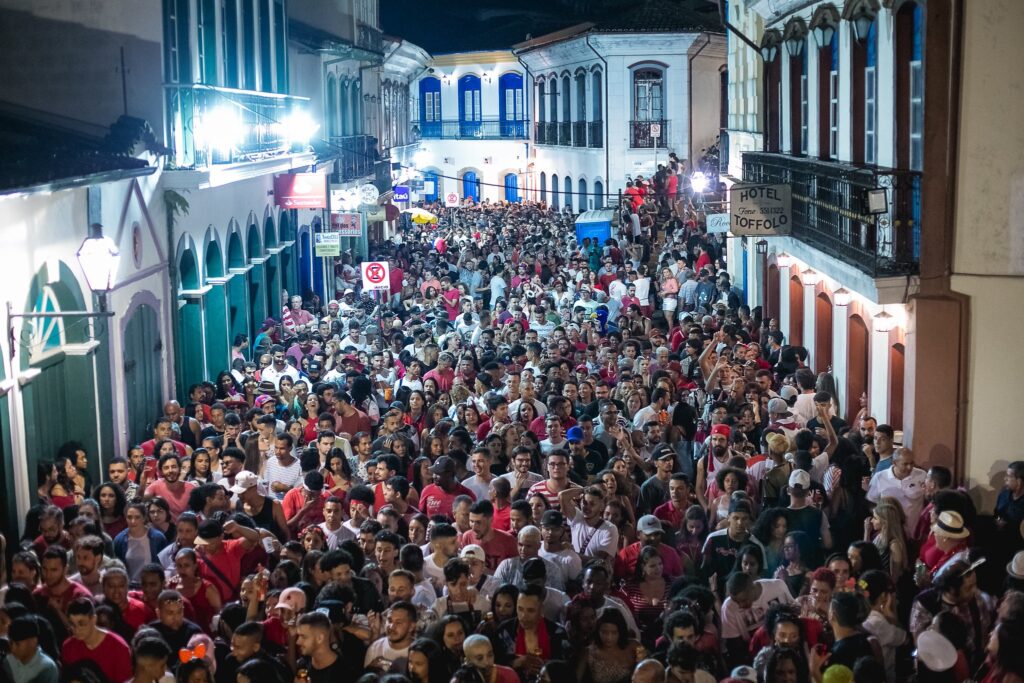 Desfile do Bloco Vermelho i Branco em 2020 — Crédito: Ane Souz