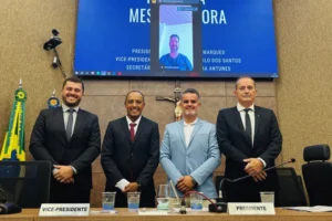 Câmara de Itabirito empossa nova Mesa Diretora para o ano de 2026 Câmara de Itabirito empossa nova Mesa Diretora para o ano de 2026