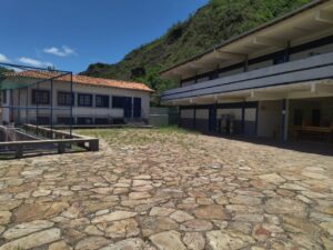 Escola Estadual Dom Velloso, em Ouro Preto, integra programa Minas Bilíngue
