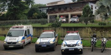 Polícia Militar localiza revólver calibre 32 e munições após fuga de suspeitos em Itabirito