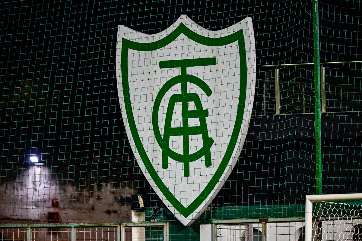 América-MG busca igualar feito do Atlético-MG e oficializar título brasileiro de 1948