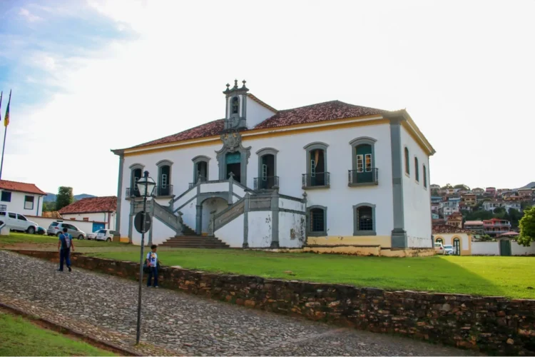 Evento Cenarium Cultural em Mariana é adiado por causa da previsão de chuvas e tem nova data definida