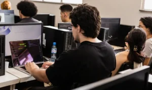 Governo abre 25 mil vagas gratuitas em curso de cibersegurança para 2026