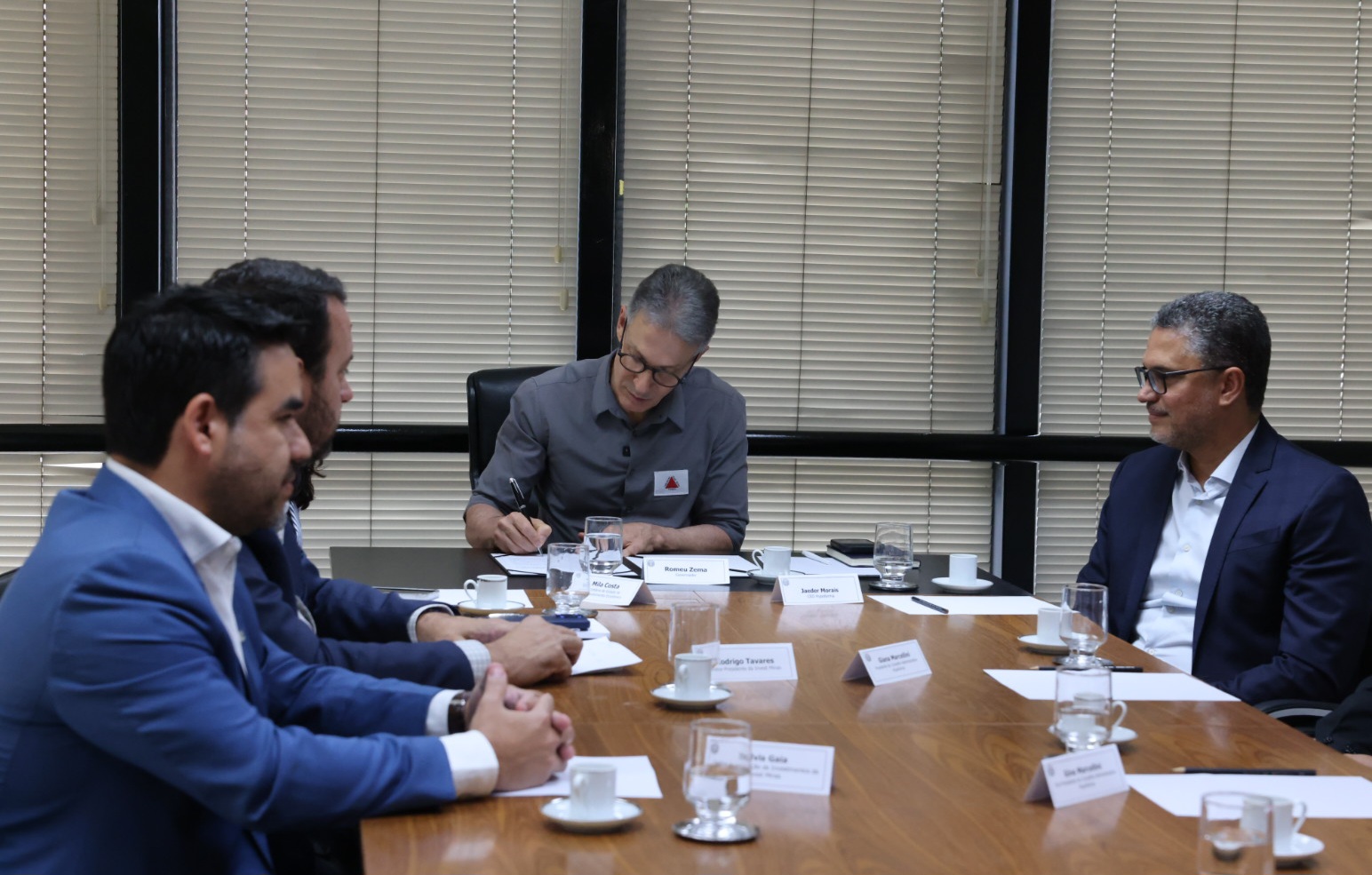 Hypofarma anuncia investimento de R$ 765 milhões em fábrica e geração de 250 empregos em Minas Gerais