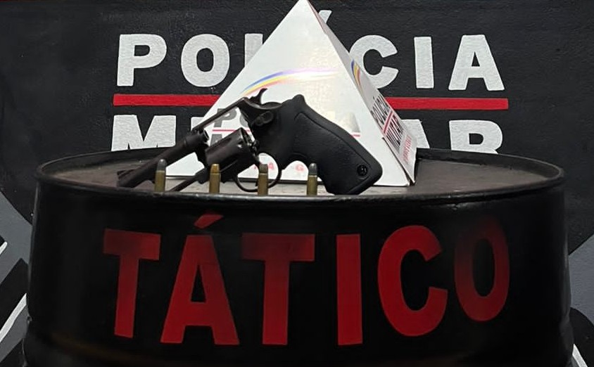 Polícia Militar prende homem por posse ilegal de revólver calibre .38 em Mariana Polícia Militar prende homem por posse ilegal de revólver calibre .38 em Mariana