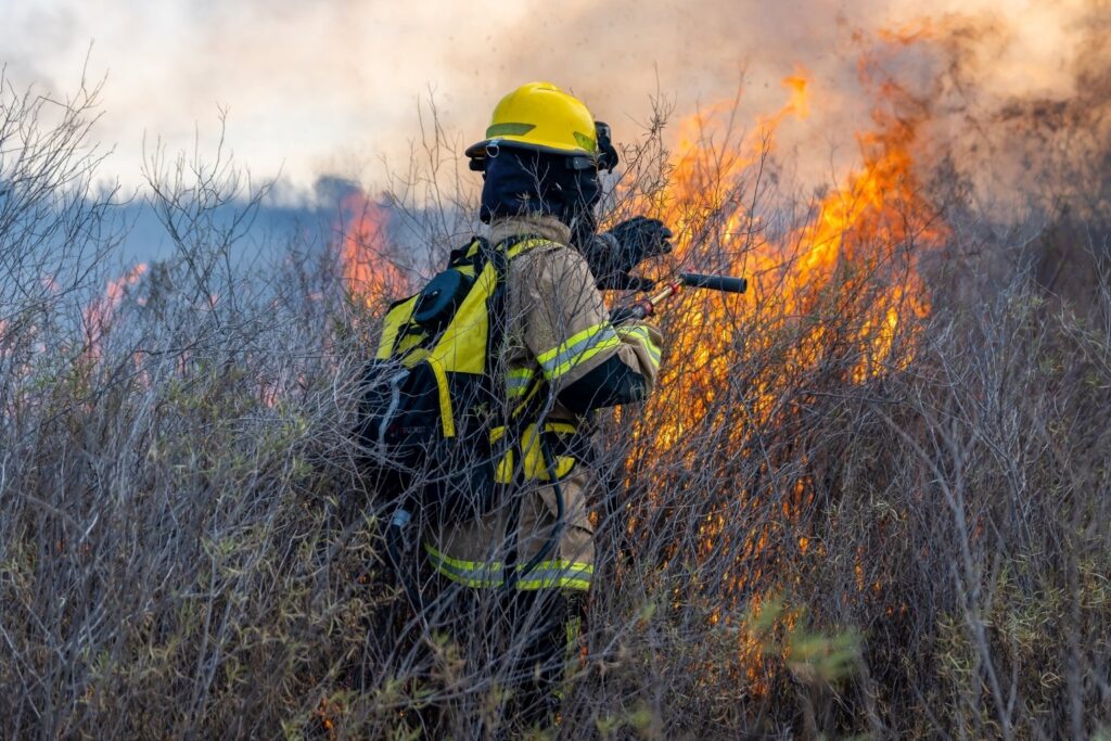 Parque Nacional da Serra da Canastra contrata agentes temporários de nível I e II para prevenção e combate a incêndios Parque Nacional da Serra da Canastra contrata agentes temporários de nível I e II para prevenção e combate a incêndios