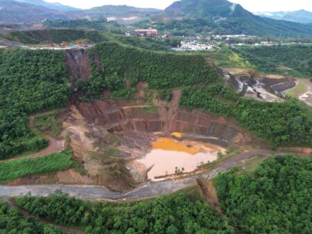 Prefeitura de Congonhas restitui alvará da Vale após empresa pagar multa de R$ 13,7 milhões Prefeitura de Congonhas restitui alvará da Vale após empresa pagar multa de R$ 13,7 milhões