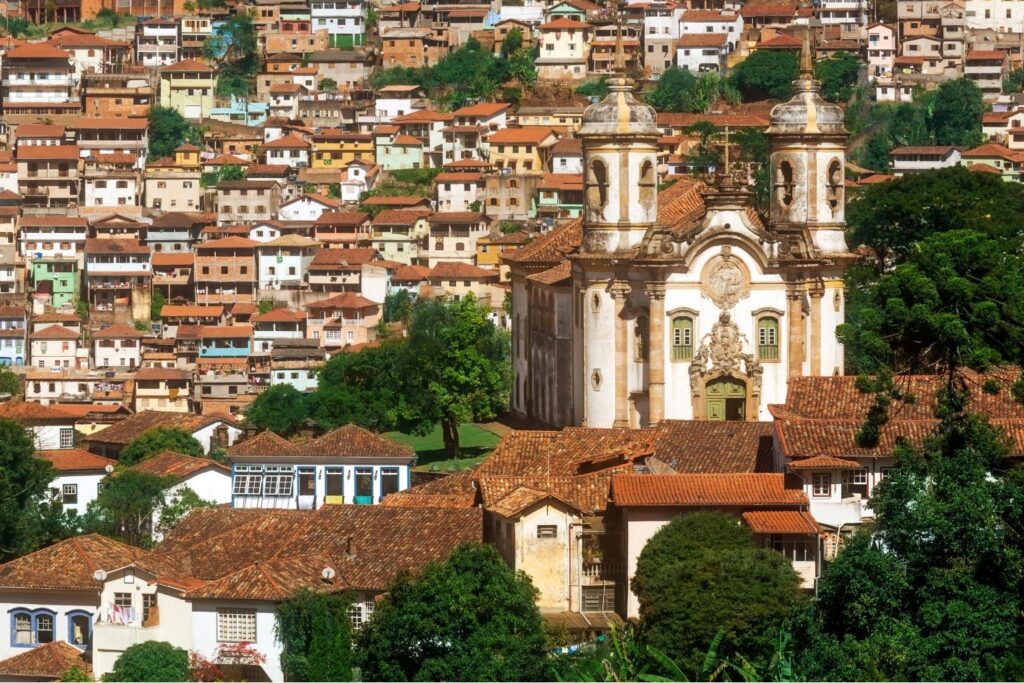 Governo de Minas oferece curso técnico gratuito em Guia de Turismo em Ouro Preto e outras cidades do estado Governo de Minas oferece curso técnico gratuito em Guia de Turismo em Ouro Preto e outras cidades do estado
