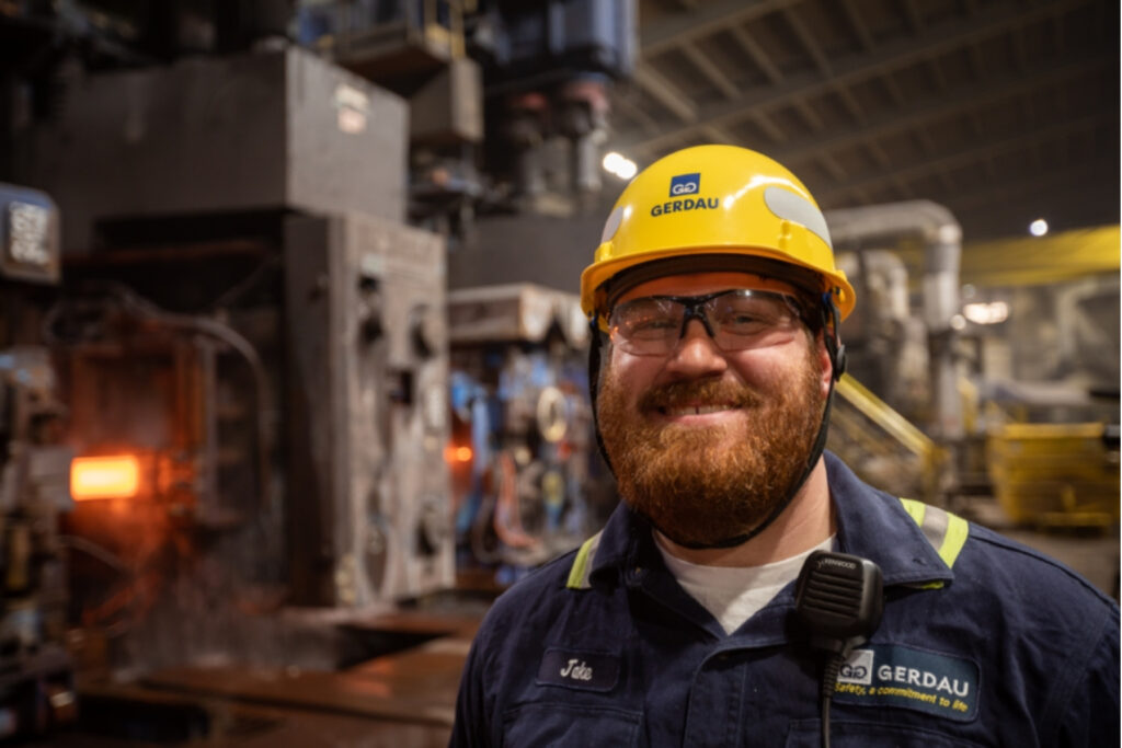 Gerdau oferece 78 vagas para estágios e operacionais