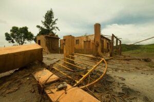 Três entidades concorrem para gerenciar compensações de desastre em Mariana-MG Três entidades concorrem para gerenciar compensações de desastre em Mariana-MG