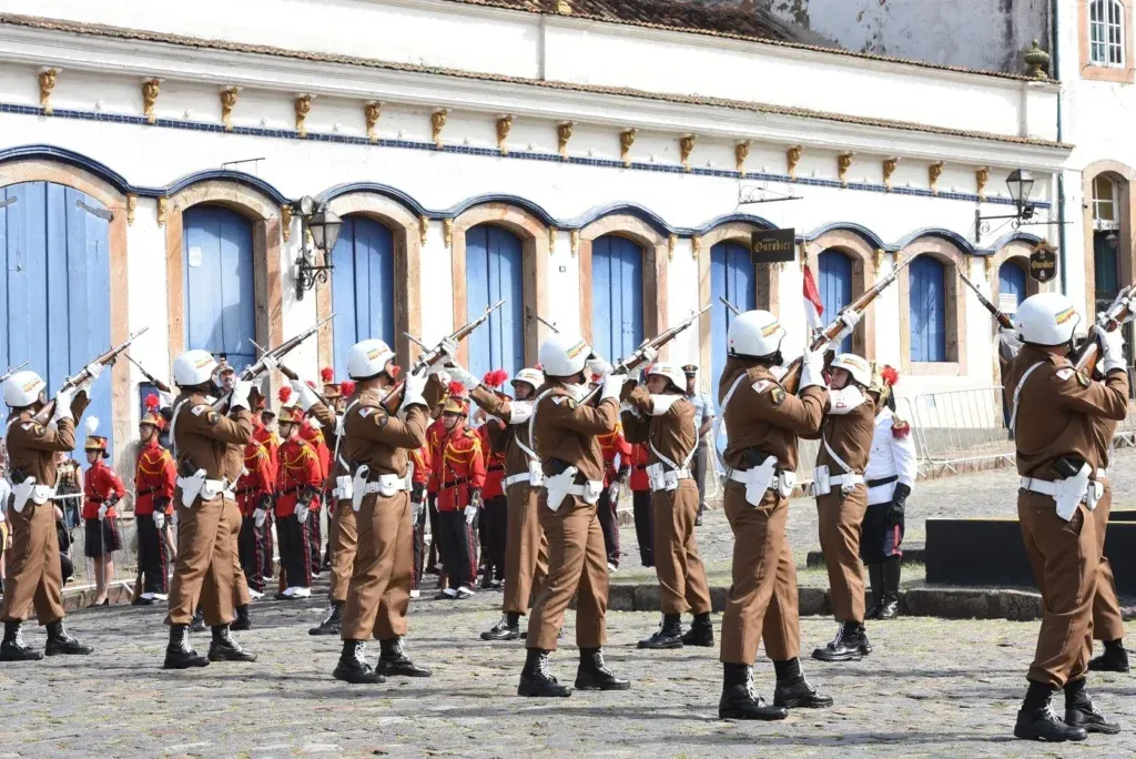 Ao vivo: Medalha da Inconfidência 2026 em Ouro Preto Ao vivo: Medalha da Inconfidência 2026 em Ouro Preto