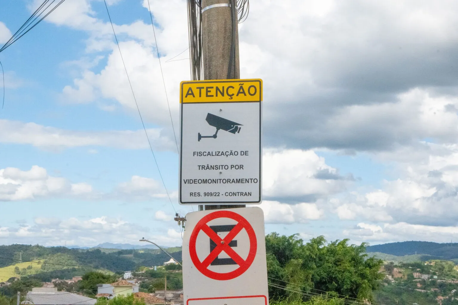Itabirito amplia fiscalização por câmeras e passa a autuar infrações de trânsito em tempo real