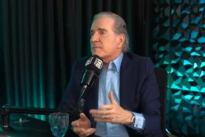Roberto Justus critica Bolsonaro e diz que ex-presidente não soube perder eleição Roberto Justus critica Bolsonaro e diz que ex-presidente não soube perder eleição