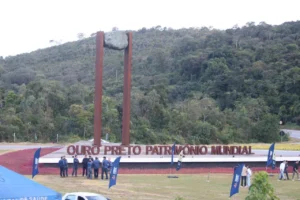 Entrada de Ouro Preto ganha novo cenário com conclusão de projeto no Trevo da Jacuba