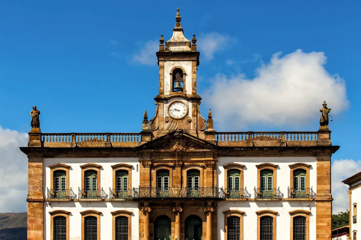 Museu da Inconfidência recebe esculturas dos santos negros São Benedito e Rei Baltazar em ação de reparação histórica em Ouro Preto Museu da Inconfidência recebe esculturas de santos negros em ação de reparação histórica em Ouro Preto