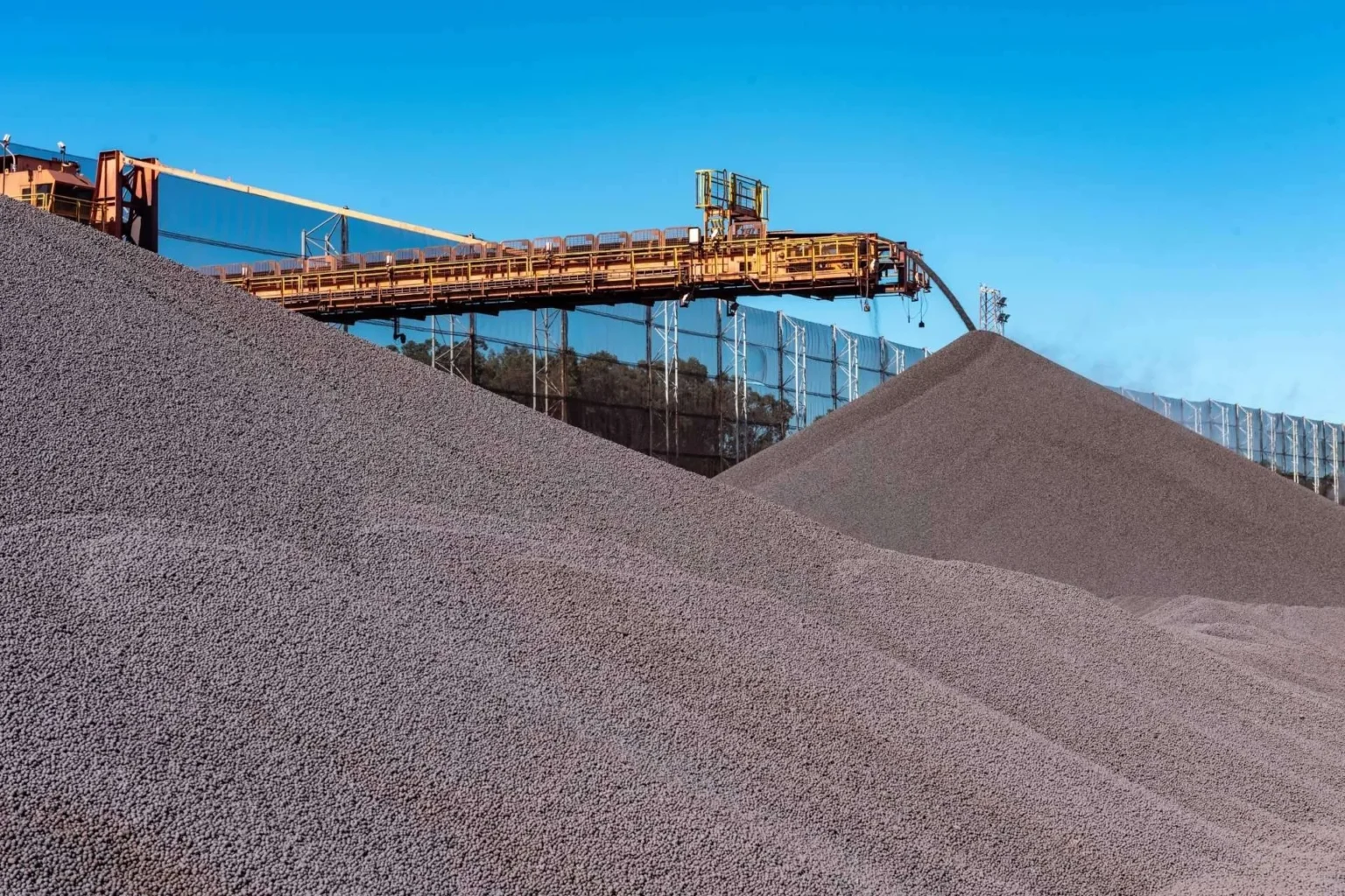 Samarco tem alta de 12% nas vendas e 18% na produção entre janeiro e março