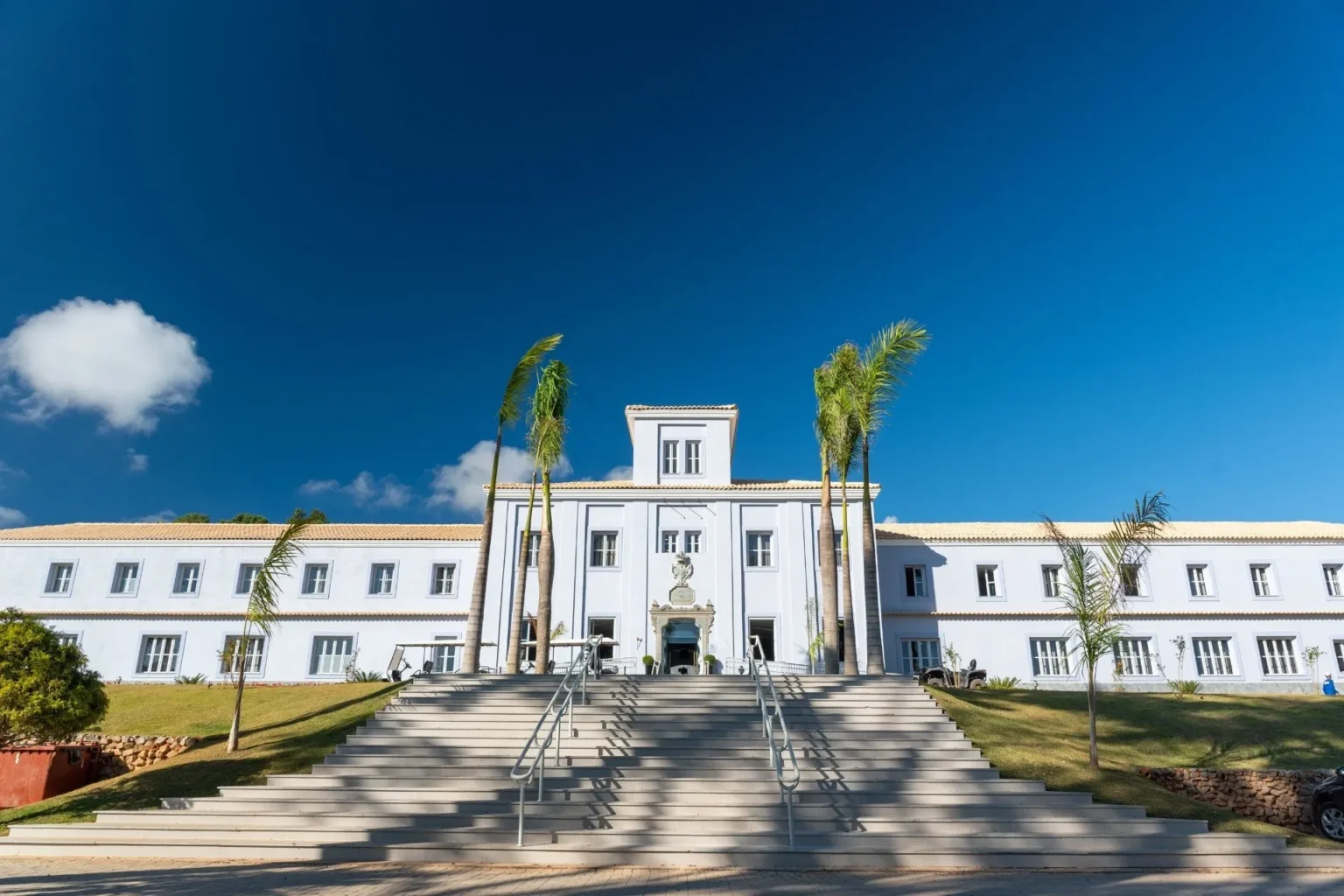 Hotel instalado em antigo quartel ligado a Tiradentes recebe investimento de R$ 220 milhões em Ouro Preto
