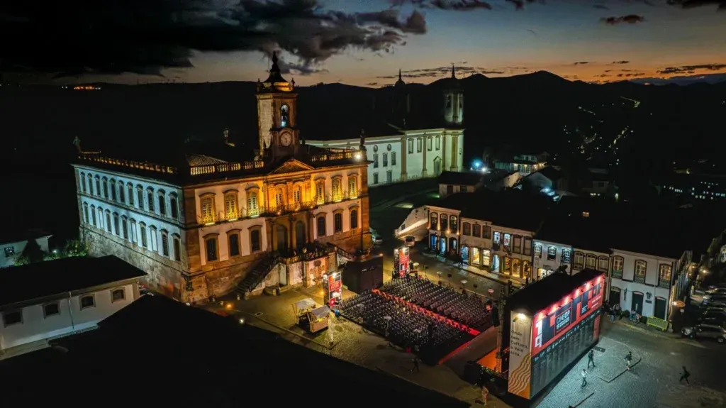 Começa hoje! Mostra de Cinema de Ouro Preto mobiliza turistas e reforça atenção na BR-040 Mostra de Cinema de Ouro Preto mobiliza turistas e reforça atenção na BR-040