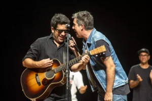 Irmãos Rogério Flausino e Wilson Sideral serão homenageados com a Medalha do Dia de Minas em Mariana