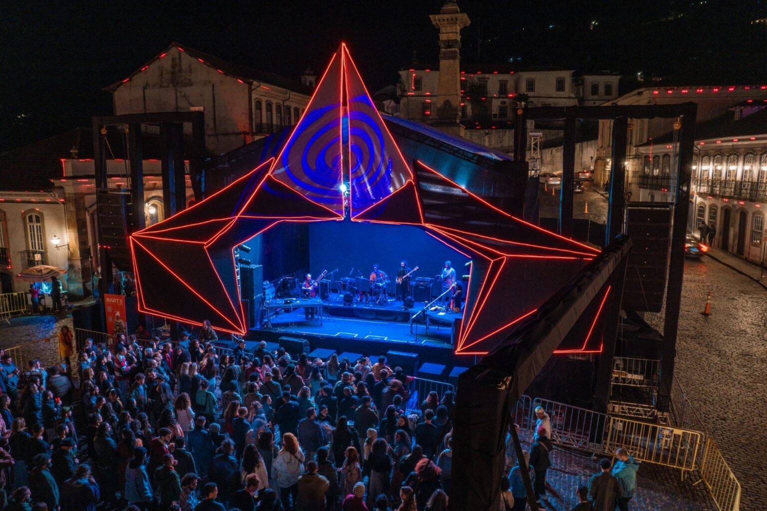 Mais um evento cultural ocupa a Praça Tiradentes neste fim de semana em Ouro Preto Mais um evento cultural ocupa a Praça Tiradentes neste fim de semana em Ouro Preto